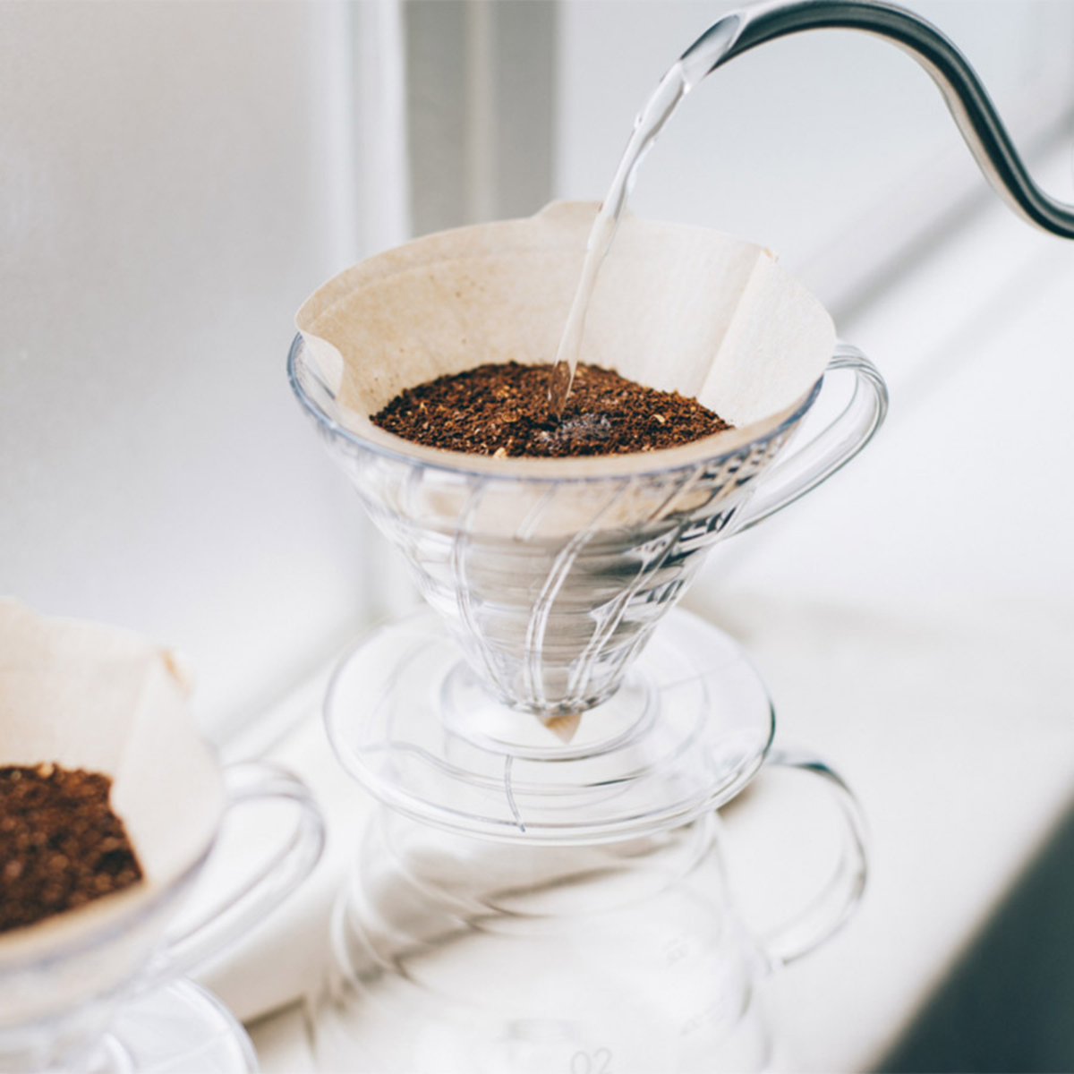 Cafetera Hario V60 02 de plástico – imagen 4
